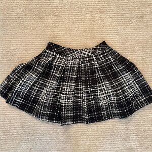 Banana Republic Black and White Pleated Mini Skirt